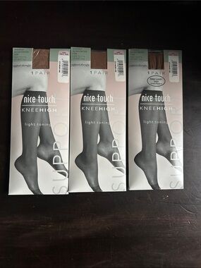 Nice Touch KneeHigh - Light Toning (Nude) NWT Bundle of 3 Size 5-9